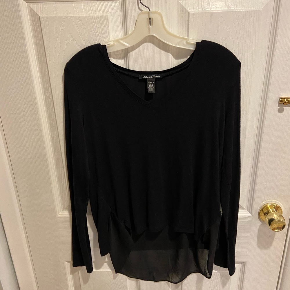 Kenneth Cole Blouse